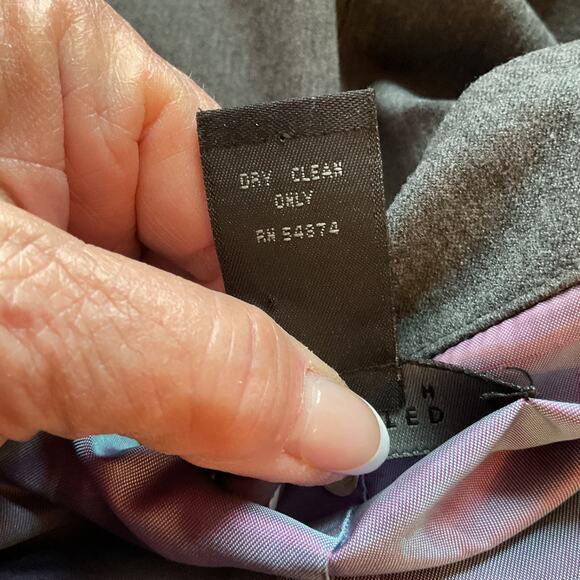 The Limited Stretch Gray Full Zipper Long Sleeve Lined Jacket with Pockets M - Picture 6 of 7